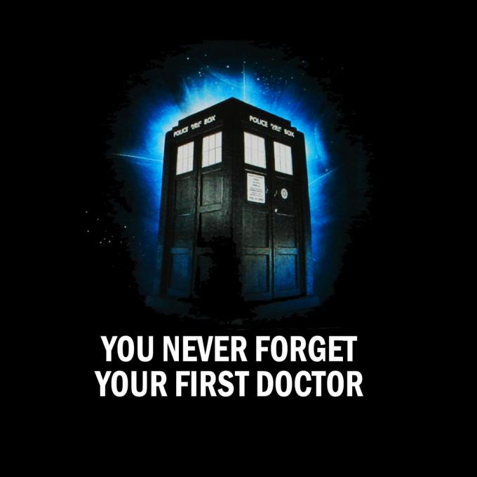 Camiseta chica Doctor Who. Primer Doctor