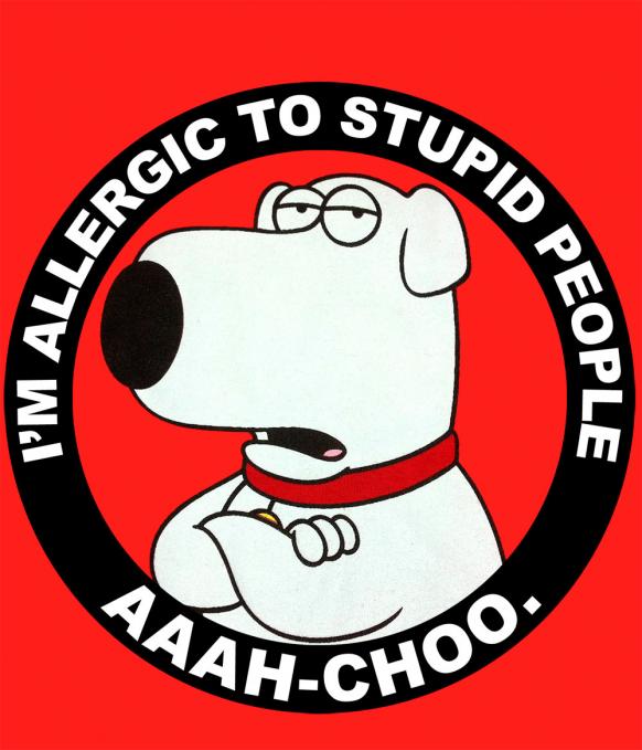 Camiseta chica Family Guy. Brian. I'm Allergic