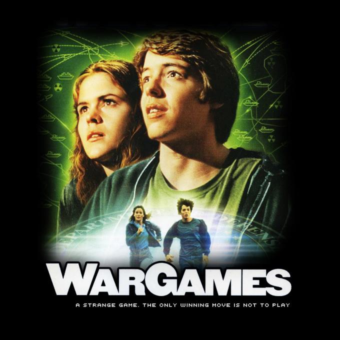 Camiseta chica Juegos de Guerra. Personajes