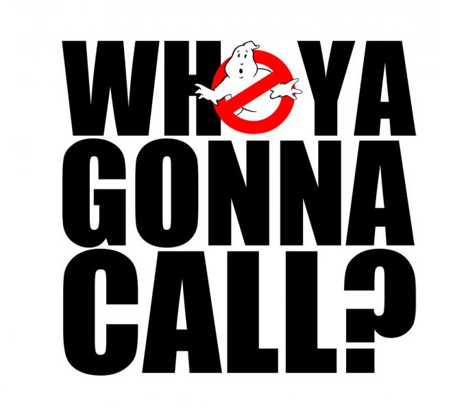 Camiseta chica Los Cazafantasmas. Who Ya Gonna Call?