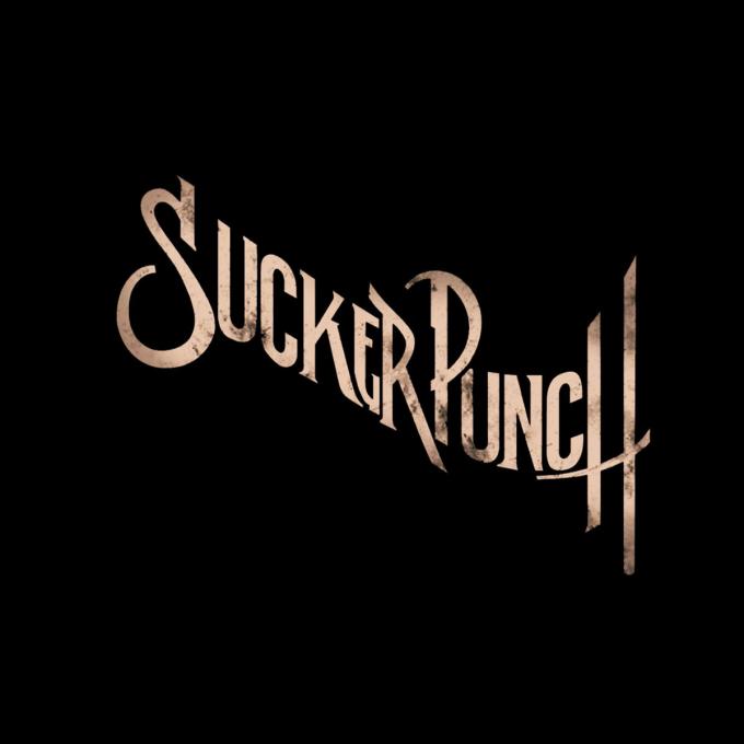 Camiseta chica Sucker Punch. Logo