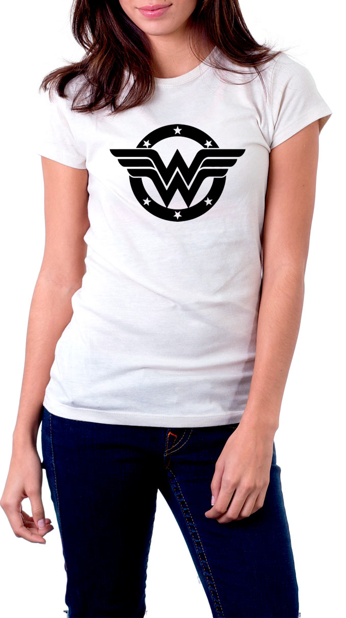 Camiseta chica Wonder Woman logo vintage. Modelo 2