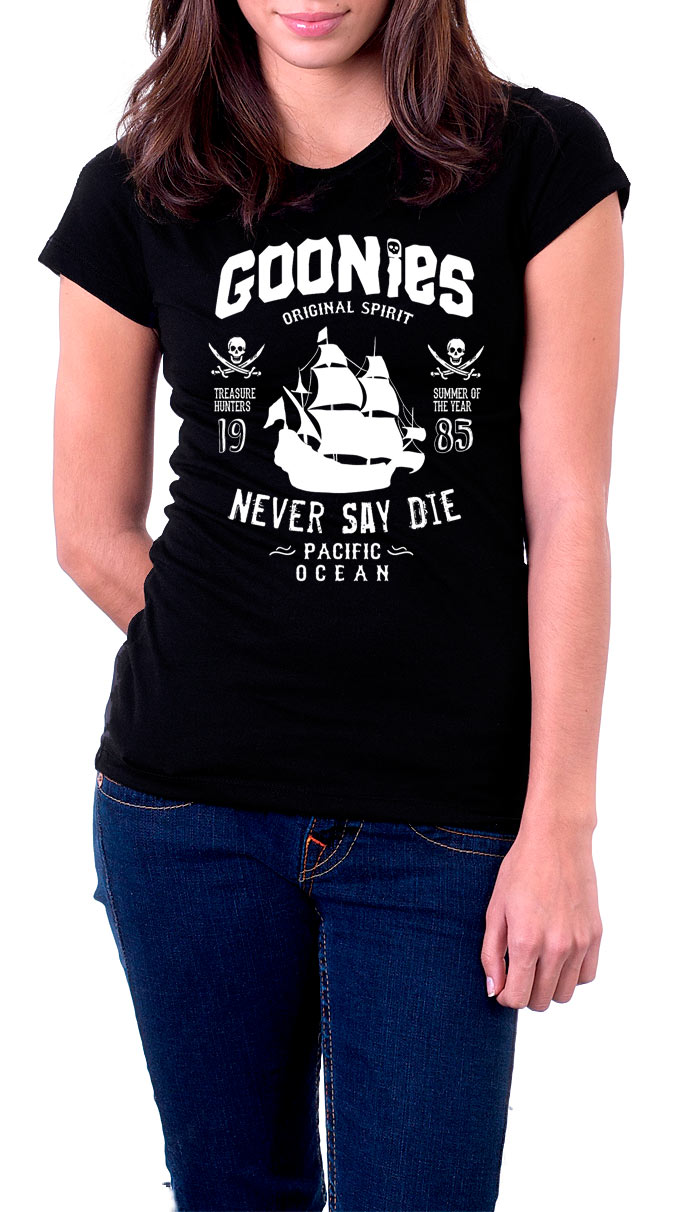 Camiseta chica treasure hunters. Los Goonies
