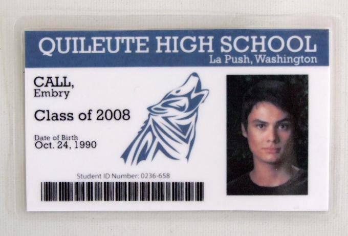 Carnet de Estudiante Crepúsculo. Quileute High School