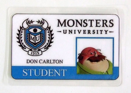 Carnet de estudiante Monstruos S.A. Monsters University. Don Carlton