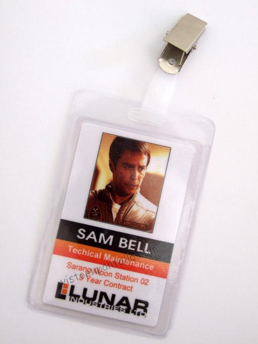 Carnet identificativo Moon. Sam Bell