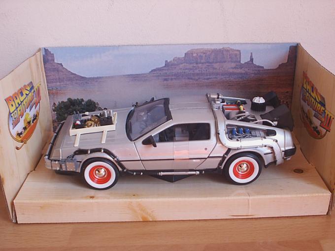 Coche Regreso al Futuro Parte III. DeLorean