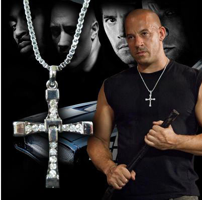 Colgante A Todo Gas. Dominic Toretto