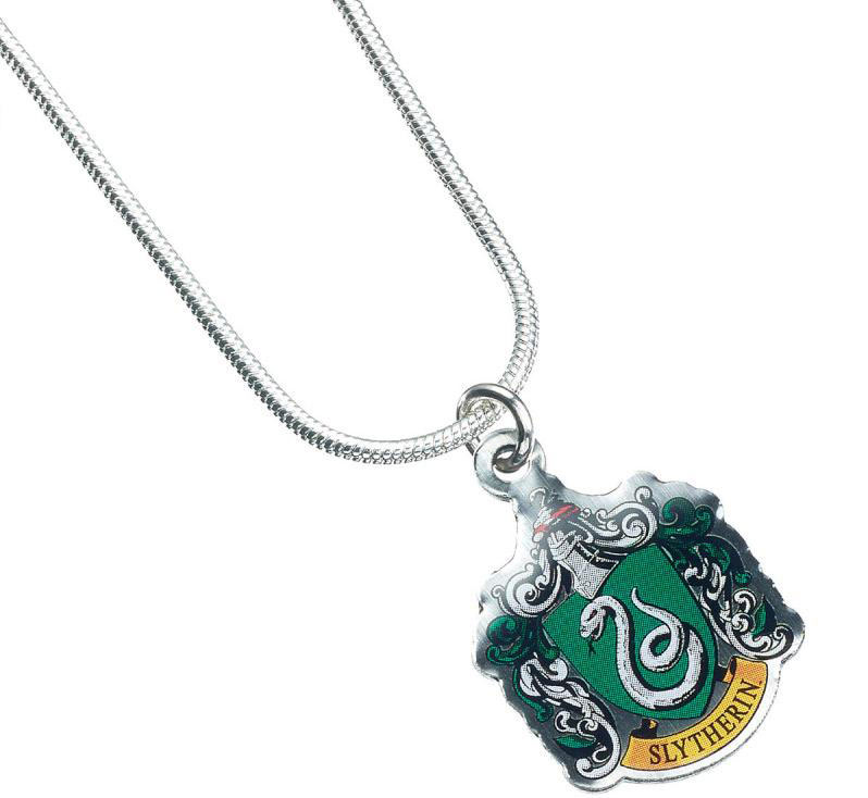 Colgante de metal Slytherin Crest 47 cm. The Carat Shop