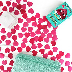 Confeti de baño en forma de corazones