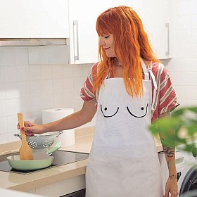 Delantal original tetas