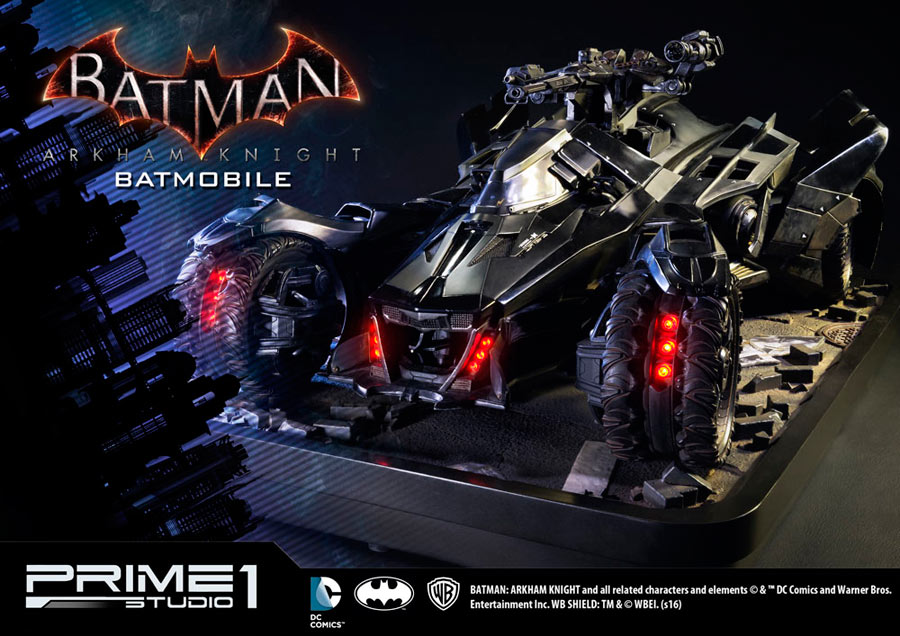 Diorama Batmobile 35 cm. Batman: Arkham Knight. Con luz. Escala 1:10. Línea Museum Master Line. Prime 1 Studio