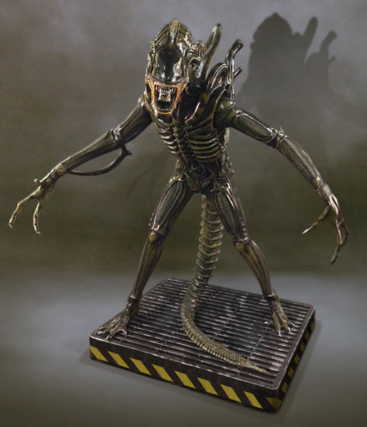 Estatua Alien Warrior 203 cm. Alien. el octavo pasajero. Escala 1:1. Tamaño real. Hollywood Collectibles Group