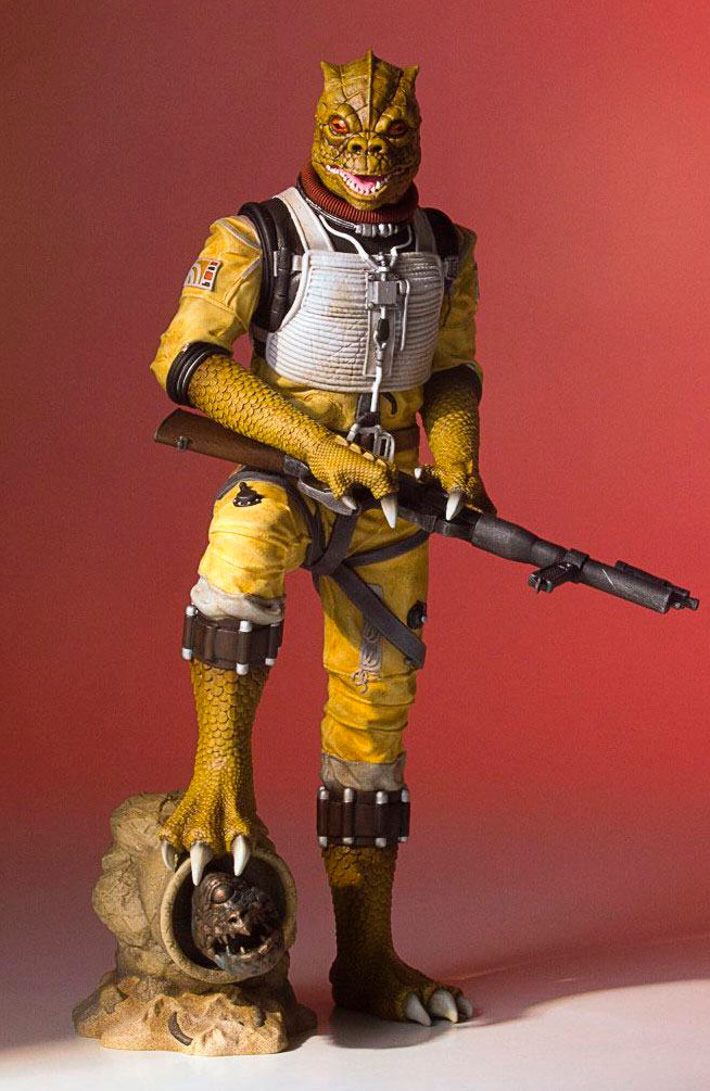 Estatua Bossk 24 cm. Star Wars. Escala 1:8. Línea Collectors Gallery. Gentle Giant