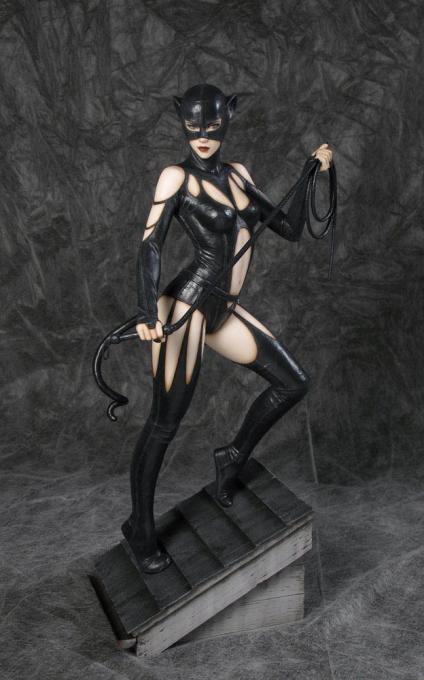 Estatua Catwoman 33 cm. Fantasy Figure Gallery. Luis Royo. Yamato