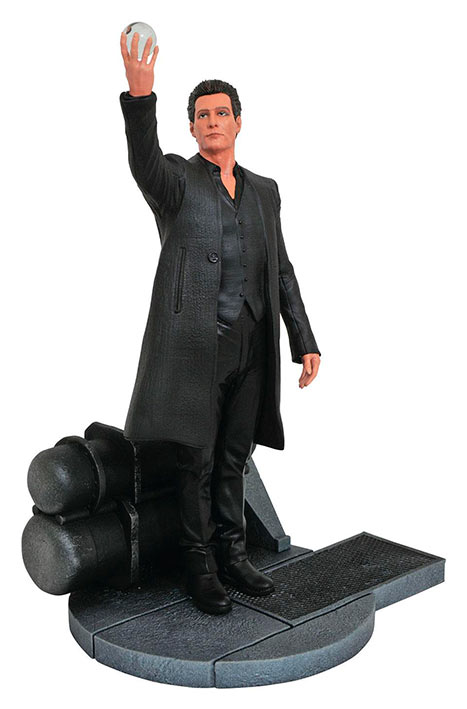 Estatua Man in Black 25 cm