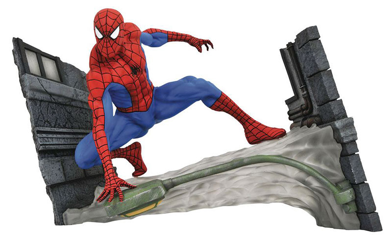 Estatua Spiderman Webbing 18 cm. Marvel Gallery. Diamond Select
