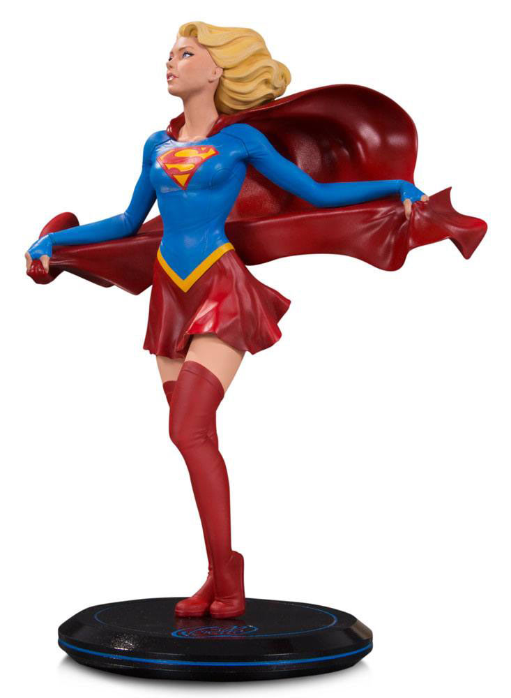 Estatua Supergirl 23 cm. Diseño de Joelle Jones. Línea DC Comics Cover Girls. DC Collectibles