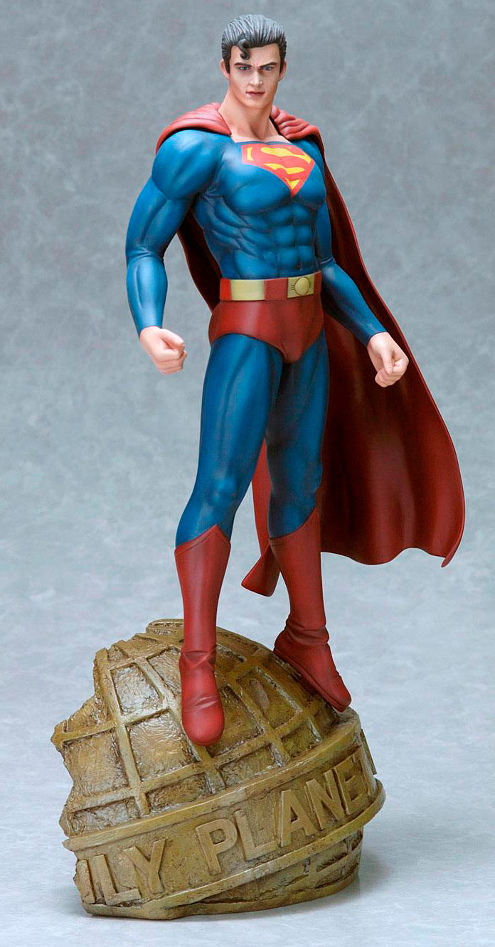Estatua Superman 35 cm. Fantasy Figure Gallery. Luís Royo. DC Cómics. Escala 1:6. Yamato