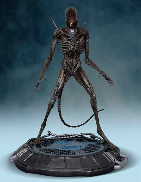 Estatua Xenomorph 69 cm. Alien: Covenant. Escala 1:4. Hollywood Collectibles Group