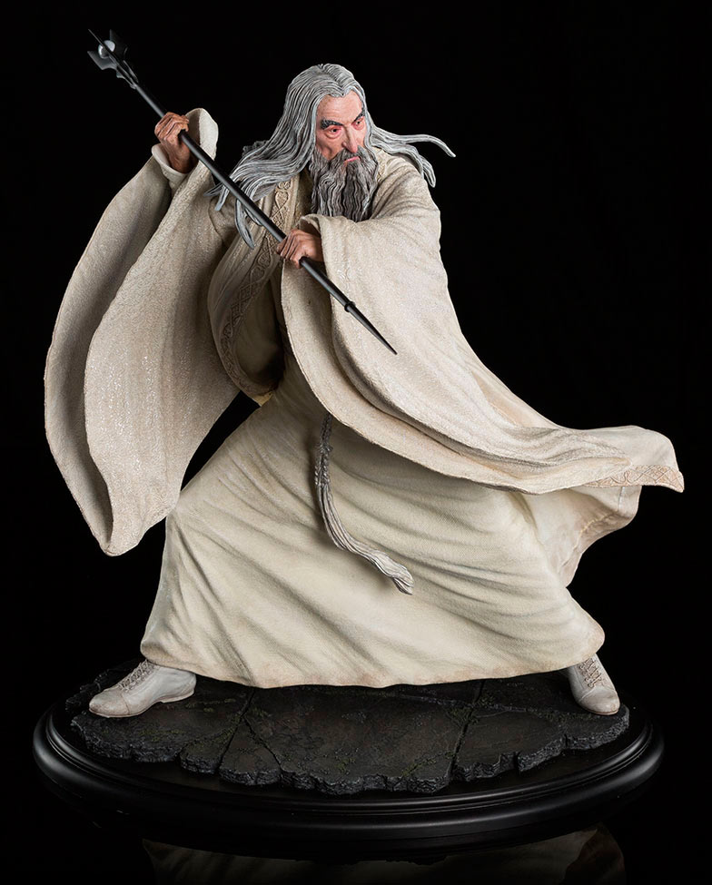 Estatua mago Saruman 35 cm. El Hobbit: La batalla de los Cinco Ejércitos. Escala 1:6. Weta Collectibles