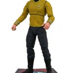 Figura Capitán Kirk 18 cm Star Trek: En la oscuridad. Diamond Select