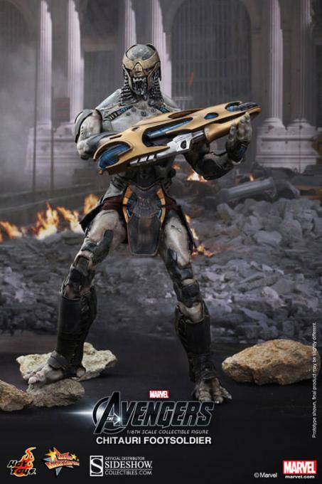 Figura Chitauri Footsoldier 30 cm. Los Vengadores. Escala 1/6. Hot Toys