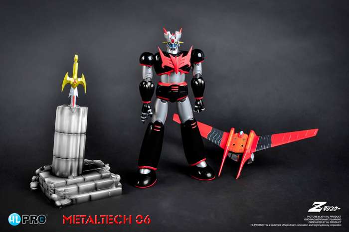 Figura Mazinger Z de 15 cm. Black version