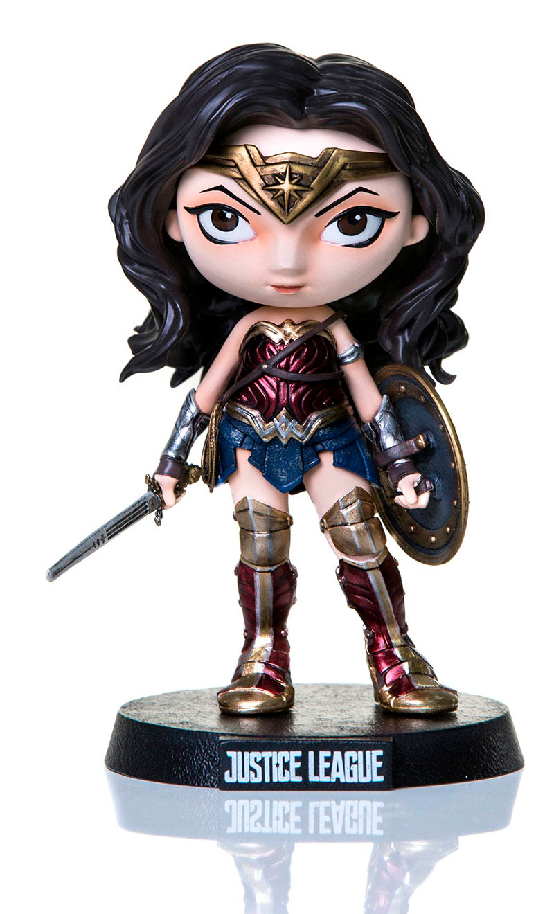 Figura Wonder Woman 13 cm. La Liga de la Justicia. Línea Mini Co. Iron Studios