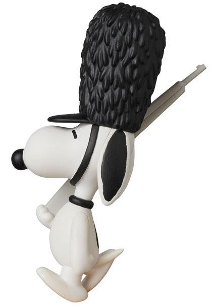 Minifigura Queen's Guard Snoopy 10 cm. Peanuts. UDF Serie. Serie 10. Medicom