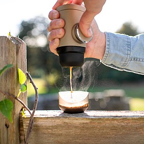 Minipresso NS2 de Wacaco: la cafetera portátil más pequeña