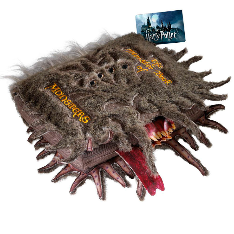 Peluche Monstruoso Libro de los Monstruos 30 x 36 cm. Harry Potter. Noble Collection
