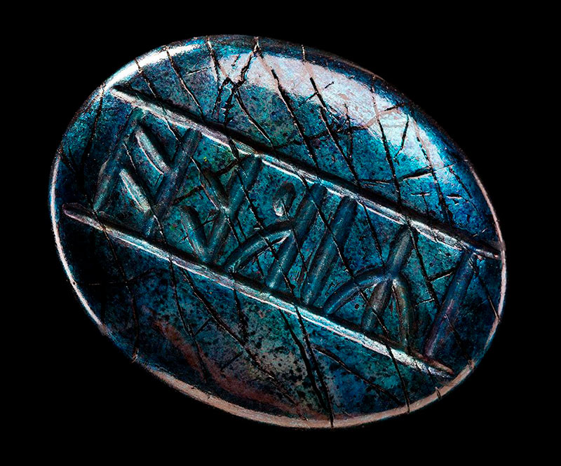 Réplica Kili's Rune Stone. El Hobbit: La Desolación de Smaug. Weta Collectibles